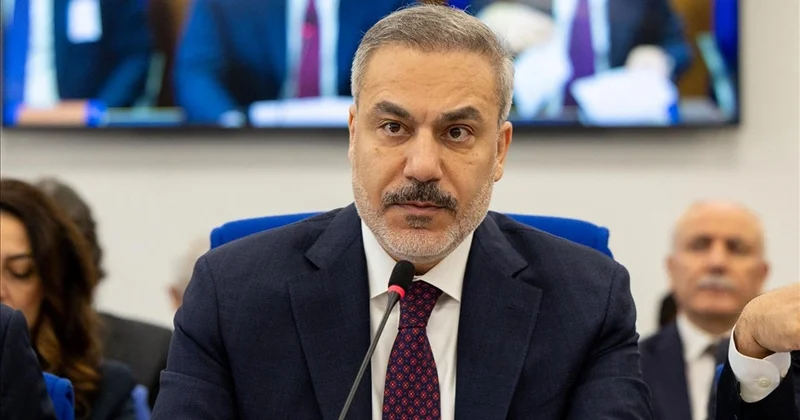 Фидан жестко предупредил Армению