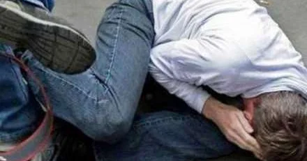 Kişi evə gec gələn arvadını döyərək məhkəməlik oldu KONKRET