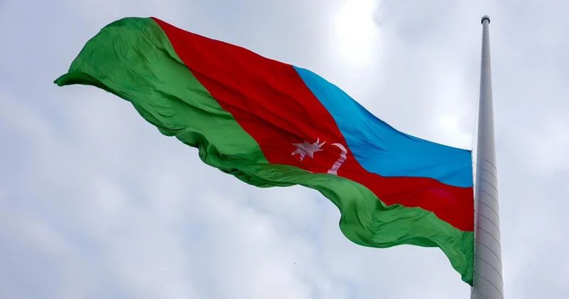 Bayraq Meydanında dalğalanan Azərbaycan Bayrağının Ginnesin Rekordlar Kitabındakı rekordu yenilənib