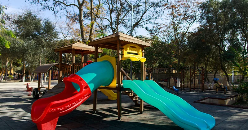Bakıda yeniyetmə parkda dünyasını dəyişdi