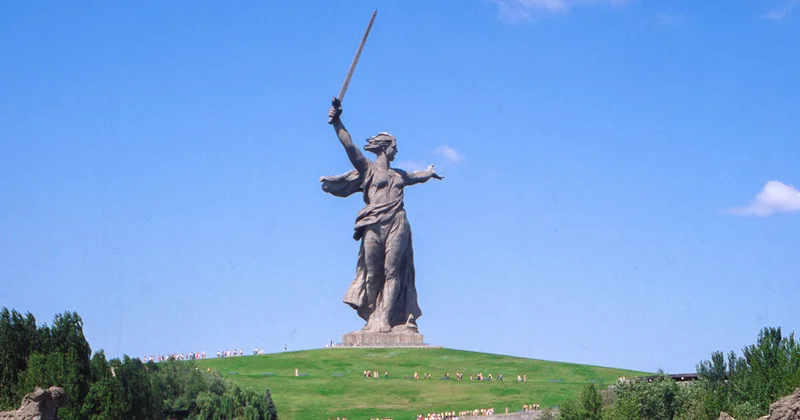 Şəhərin adını Stalinqrad edəcəklər