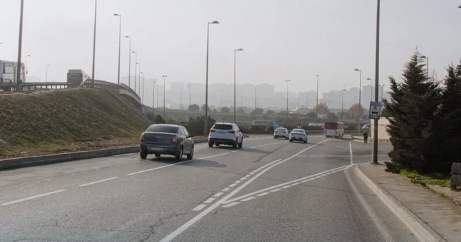 Sürücülərin NƏZƏRİNƏ: Bakıda şoselərin birində avtobus zolağı təşkil edilir
