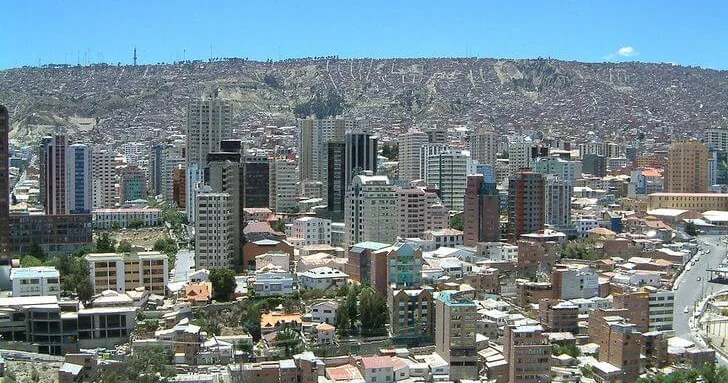 Bu ölkə İranla münasibətlərini dayandırdığını bəyan edib