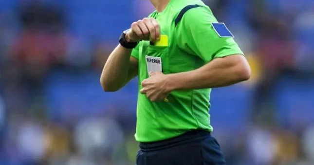 1 ci liqada 5 oyunun hakimləri məlum oldu