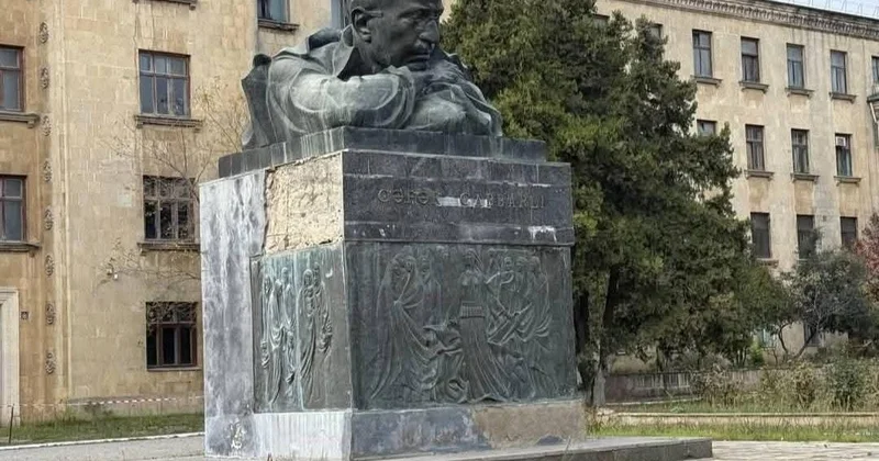 Mədəniyyət Nazirliyinə etrazlara aktirsa da qoşuldu Foto