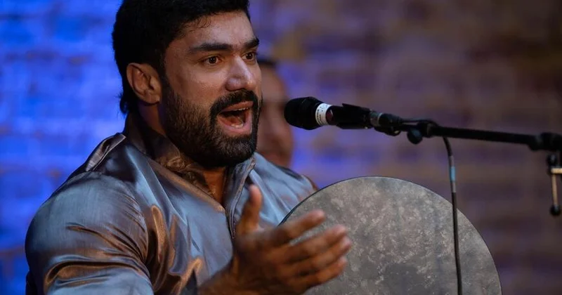 Xanəndə Şakiranın mahnısını oxudu VİDEO