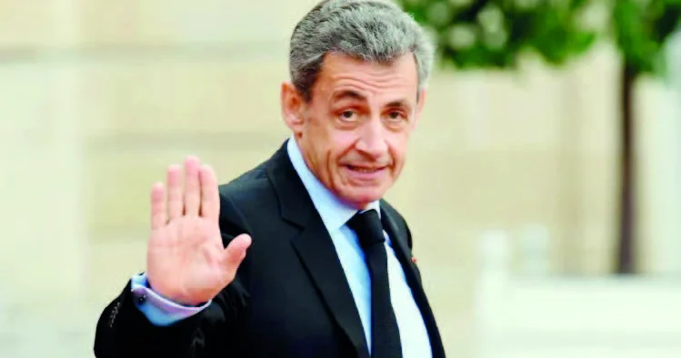 “Müqəddəs elita” sindromu Parisi ələ keçirir