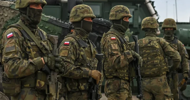 Polşa kritik infrastrukturun mühafizəsi üçün 10 000 hərbçi ayıracaq