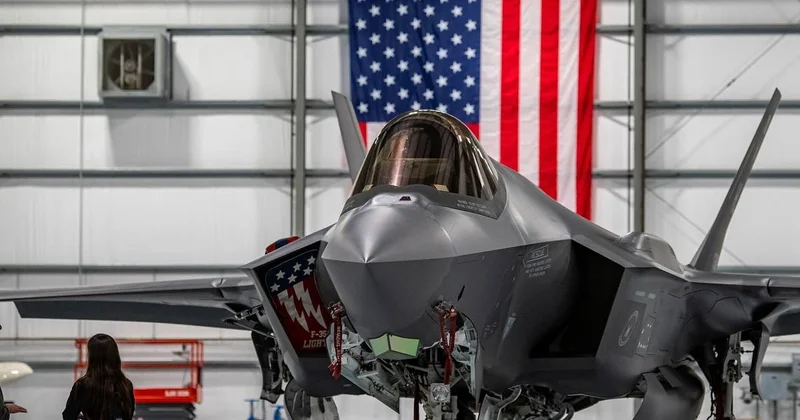 ABŞ Səudiyyə Ərəbistanına qırıcı təyyarələr, xeyli tank və digər silahlar satacaq