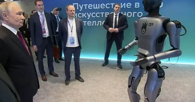 Путин оценил танец робота Minval Politika