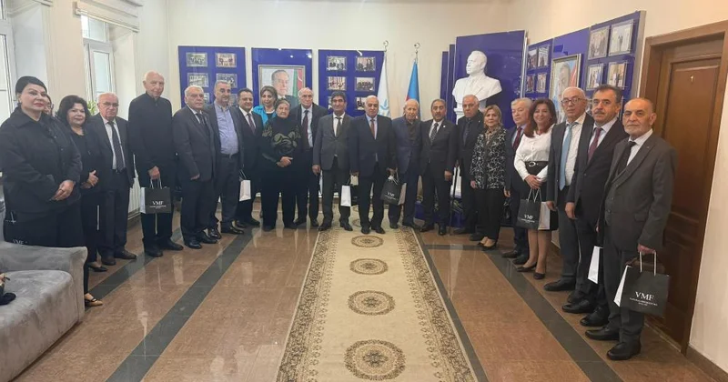 YAP Nəsimi rayon təşkilatında gənclərlə veteranların görüşü təşkil edilib