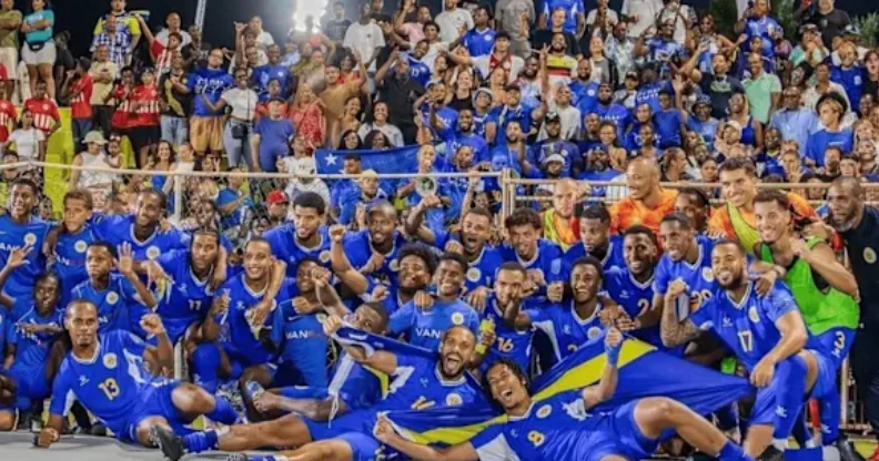 Mundiala “bilet” qazanan “cırtdanlar”