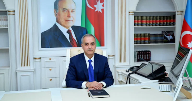 Binəqədidə ağaclar məhv edilir Foto