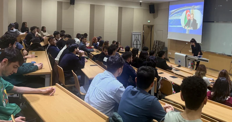 Koreyada təhsil alan azərbaycanlı tələbələrlə görüş olub