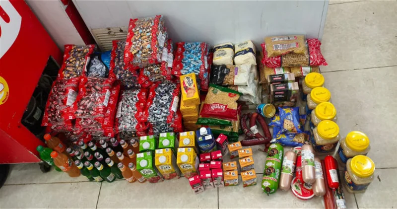 В Лянкяране обнаружено более 80 кг просроченной продукции в местном магазине ФОТО