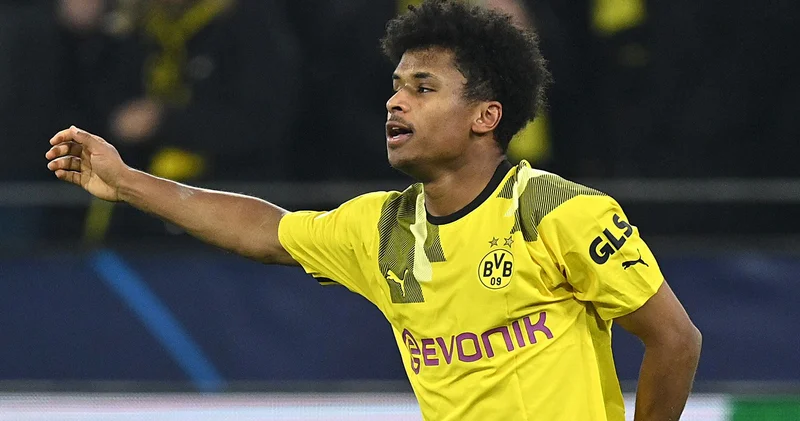 “Borussiya”nın futbolçusu cərimələndi kastet və elektroşoka görə