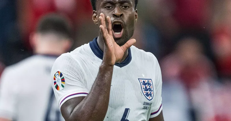 “Mançester Yunayted” müdafiəçi transfer edir İdmanXəbər