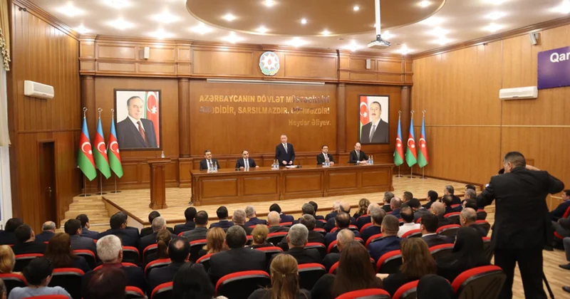 Qarlı havalarda Avropadakı qaydalara uyğun hərəkət edilməsi tapşırıldı Fotolar