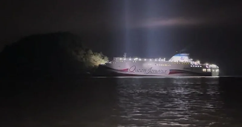 Göyərtəsində 267 nəfər olan Cənubi Koreya gəmisi qayalıq ərazidə ilişib qalıb