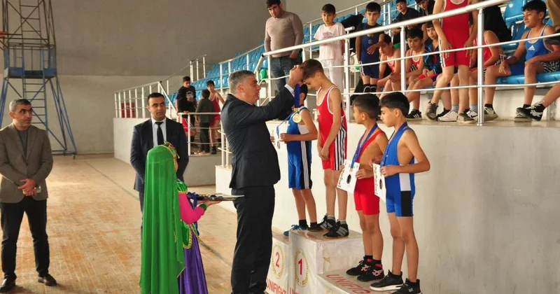 Ağdamda Yeni Azərbaycan Partiyasının yaranmasının 33 cü ildönümü münasibəti ilə sərbəst güləş turniri keçrilib