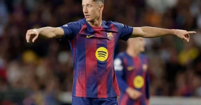 “Milan” Levandovskiyə maraq göstərir