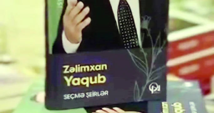 “Zəlimxan Yaqub: Seçmə şeirlər”