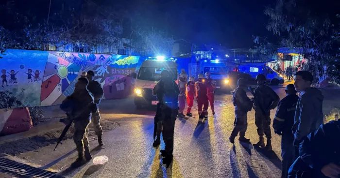 İsrail Livanı bombalayıb: Məktəblilər yaralanıblar