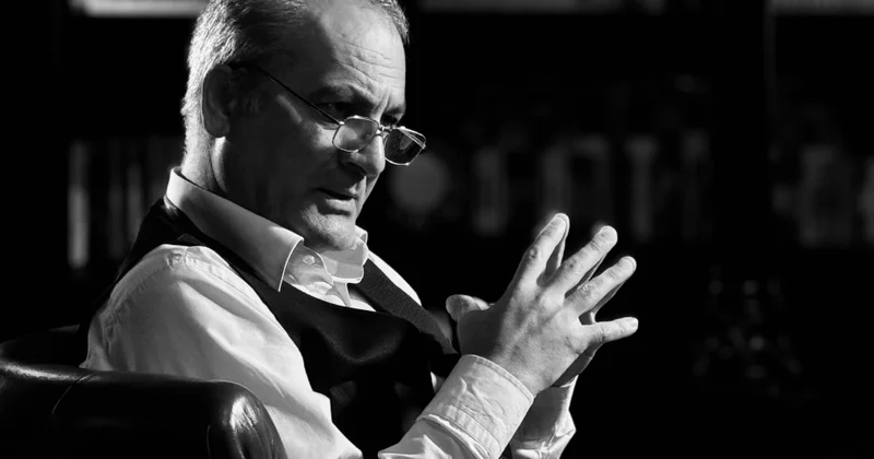 Elşən Rüstəmov: Dövlətimizi necə qoruyuruqsa, dilimizi də elə qorumalıyıq