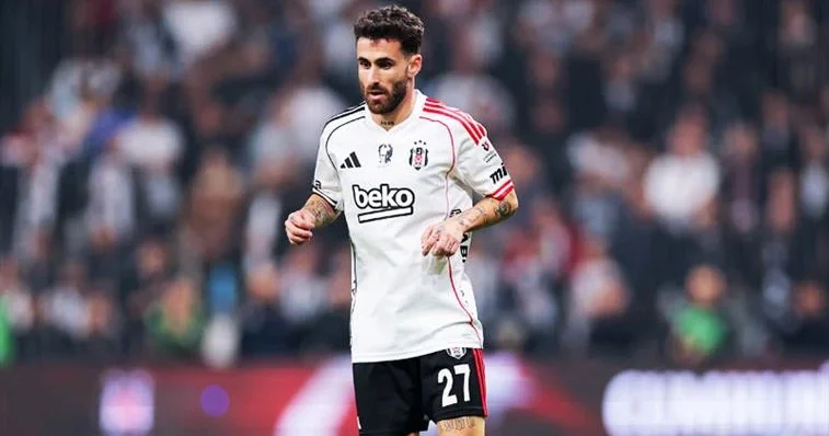 Zədəliyəm dedi, yalan çıxdı: Rafa Silvanın dərd inə çarə tapılmır