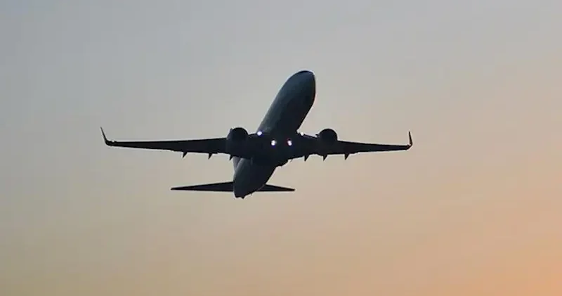 Polşa iki hava limanını müvəqqəti bağlayıb