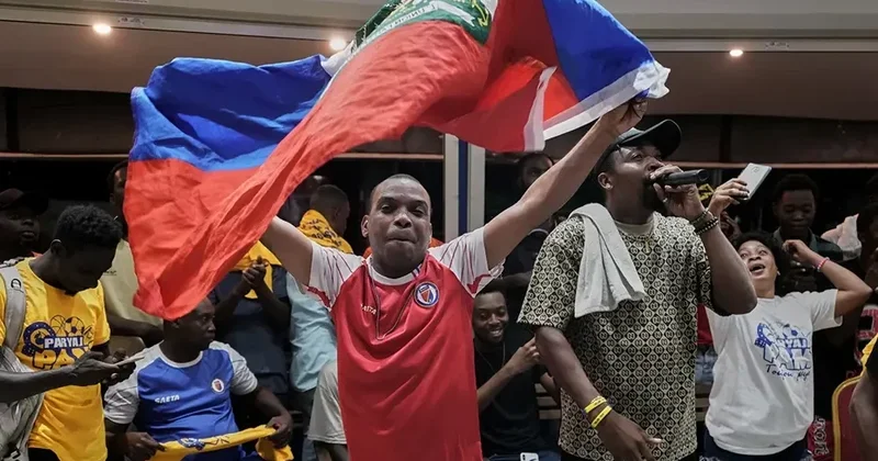 52 ildən sonra tarixi qələbə: Stadionu işğal edilən ölkə Dünya Çempionatında