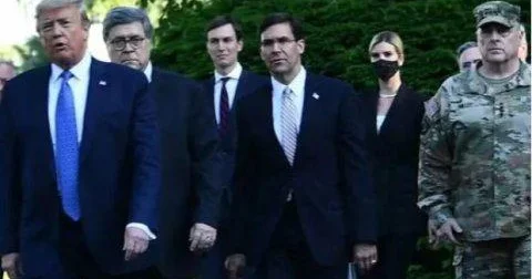 Tramp Kiyevə yüksək səviyyəli hərbi nümayəndə heyəti göndərib Yeni sülh planı hazırlanır...