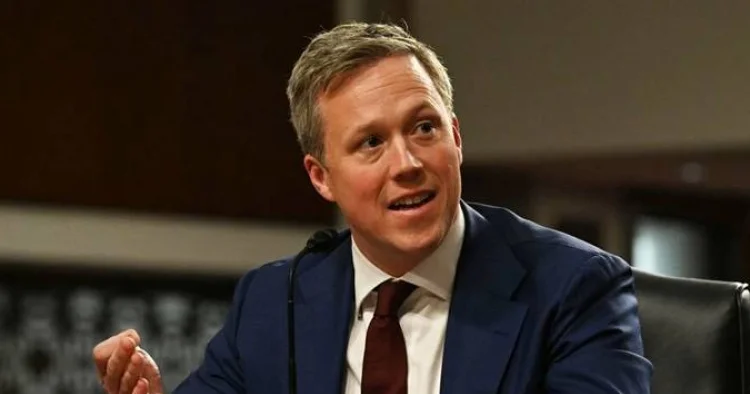 ABŞ ın ordu katibi Kiyevdədir