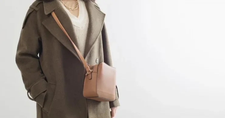 Qadını cavan göstərən geyim rəngi: 6 uğurlu çalar