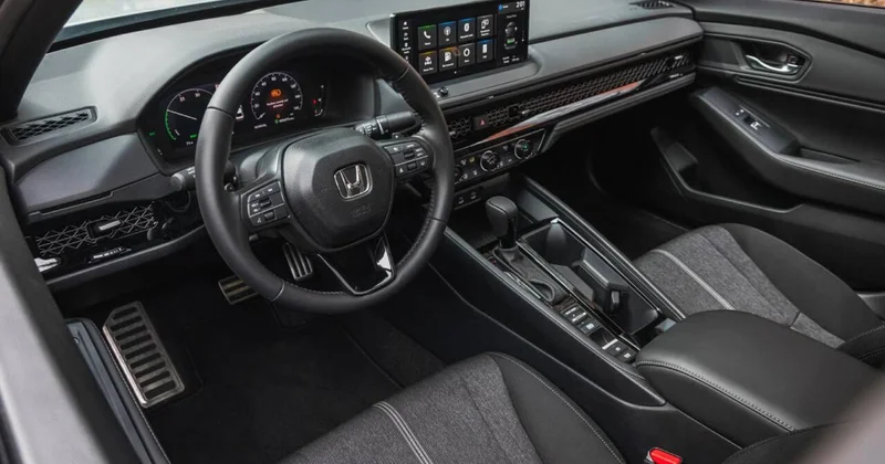 Yaponiya nəhənginin 256 min maşını problemli çıxdı Qəza riski var