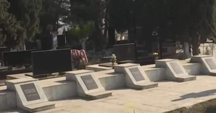 История похороненных в Гяндже испанских пилотов: по какой причине они оказались в Азербайджане?