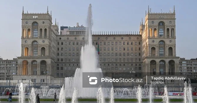 Sənət adamları Mədəniyyət Nazirliyi ilə üz üzə: Kim haqlıdır?