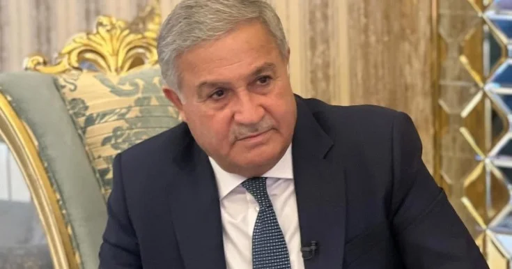 Nə istəyirsiniz məndən, qoyun yaşayım