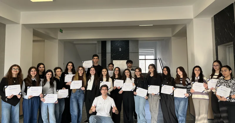 “Karyera yolu 2” layihəsində 28 iştirakçı sertifikatla təltif olunub