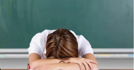 Rusiyada dəhşətli hadisə: Müəllim tələbələri qanlı ritual keçirməyə dəvət etdi