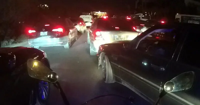Bakıda bu yolda piyadalar maşınlardan bərk gedir