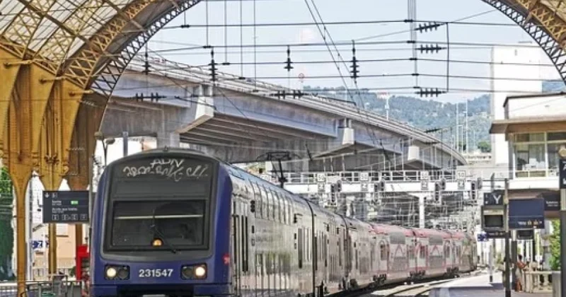 Böyük Şərq regionunun 400 milyonluq qatarlarına Almaniyada hərəkət üçün icazə verilməyib