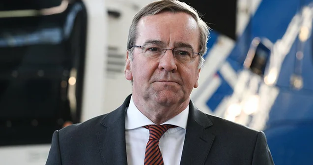 Müdafiə naziri: Moskva kiberhücumlar, casusluq, sabotaj və...