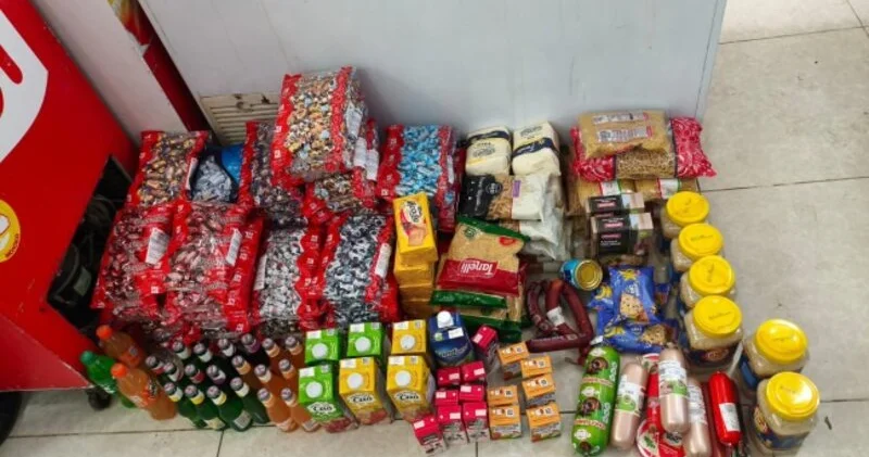 Bu marketdə istehlaka yararsız məhsullar aşkarlandı FOTO