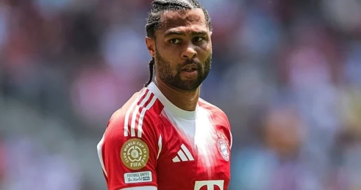 Bayern in ulduzu Liverpul yolunda