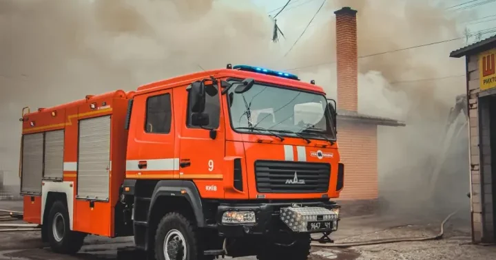 FHN biri 468 min manatdan 10 ədəd yanğınsöndürən avtomobil aldı