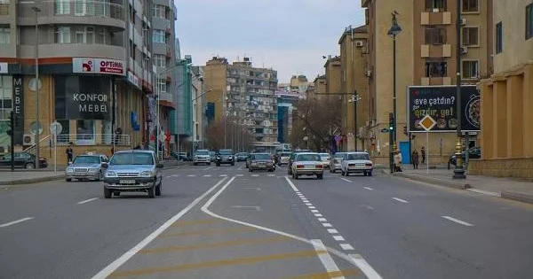 Bu ərazidə yol hərəkəti yenidən təşkil edilir VİDEO