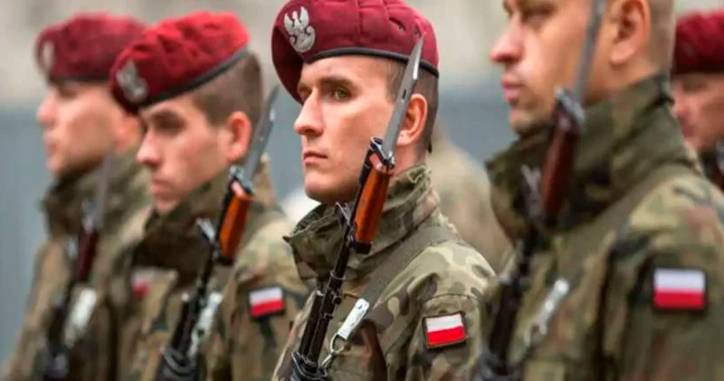 Polşa hərəkətə keçdi: 10 min əsgər hara göndərilir?