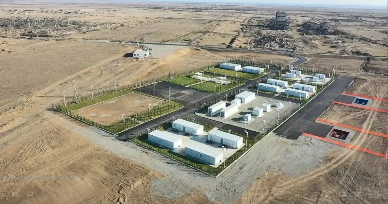 Sənaye və rabitə sahələri liderliyə yüksəldi