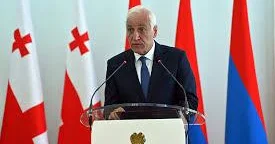 “Kommunikasiyaların açılması regionu logistika mərləzinə çevirəcək” Xaçaturyan